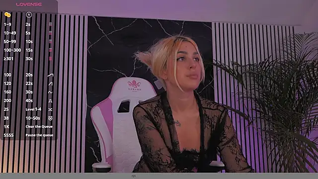 daisyblushh online show from 11.10.25