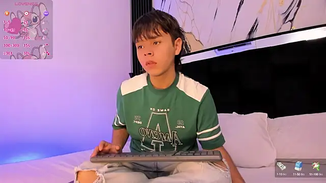 Snapshot of nico_leroy chatting on 09.12.25 nico leroy online show from 09.12.25