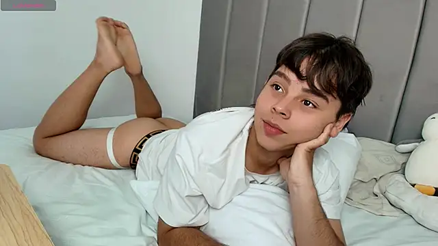 Snapshot of nico_leroy chatting on 09.17.25 nico leroy online show from 09.17.25