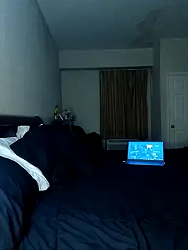 Snapshot of Thickkemzz41 chatting on 11.04.25 Thickkemzz41 online show from 11.04.25