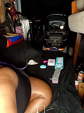 Snapshot of Thickkemzz41 chatting on 01.10.26 Thickkemzz41 online show from 01.10.26