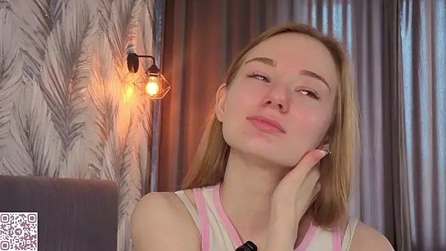 ElvinaRose online show from 05.15.26