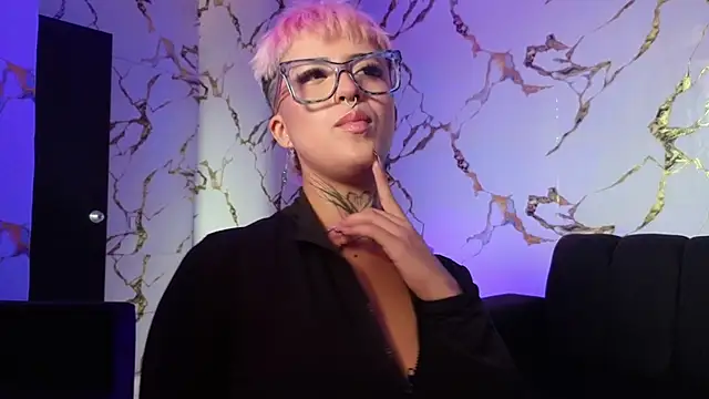 Snapshot of Rebeka-baker chatting on 03.06.26 Rebeka-baker online show from 03.06.26