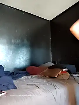 Snapshot of butterflykhash89 chatting on 12.14.25 butterflykhash89 online show from 12.14.25