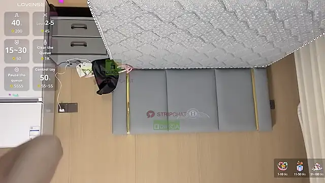 Snapshot of Pao7oO chatting on 09.19.25 Pao7oO online show from 09.19.25