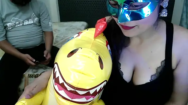 sexyrihana223 online show from 04.21.26