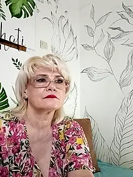 Catty Lady online show from 06.11.26