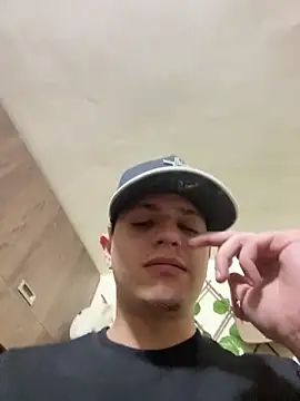 Snapshot of Themasterhades_777 chatting on 11.08.25 Themasterhades 777 online show from 11.08.25