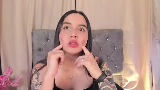 kaylee lee online show from 12.22.25