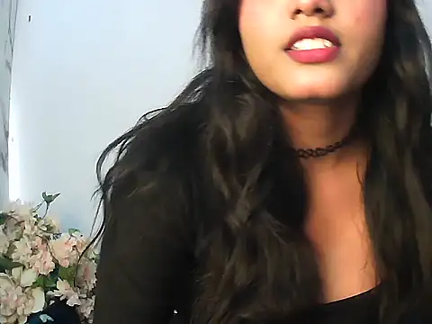 Snapshot of ANNU_ chatting on 11.22.25 ANNU online show from 11.22.25