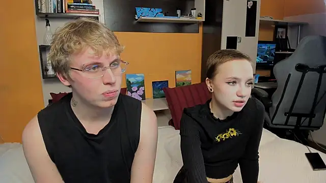 Snapshot of SammySccott chatting on 03.13.26 SammySccott online show from 03.13.26