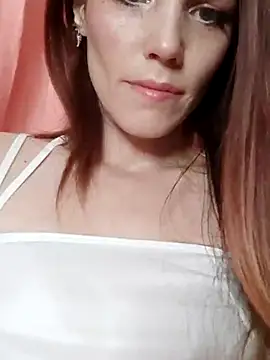 Snapshot of Angie_meow chatting on 09.14.25 Angie meow online show from 09.14.25