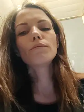 Snapshot of Angie_meow chatting on 06.17.26 Angie meow online show from 06.17.26