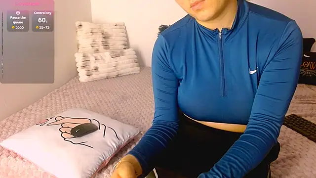 hannia baileys online show from 10.26.25