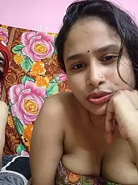 Seducing couple online show from 09.28.25