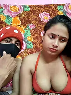 Seducing couple online show from 12.20.25