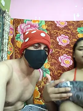 Snapshot of Seducing_couple chatting on 07.13.26 Seducing couple online show from 07.13.26