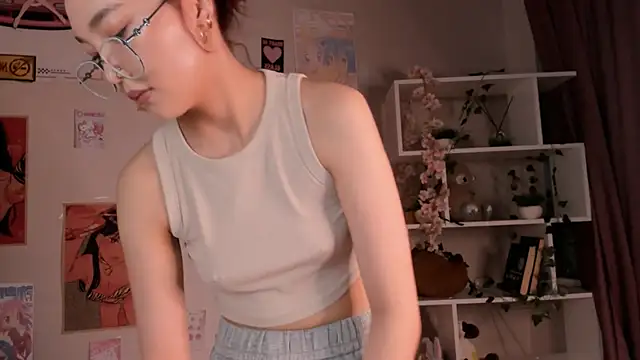 Snapshot of OdetteBiddy chatting on 09.13.25 OdetteBiddy online show from 09.13.25