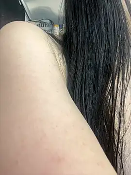Briana Hottt online show from 06.19.26