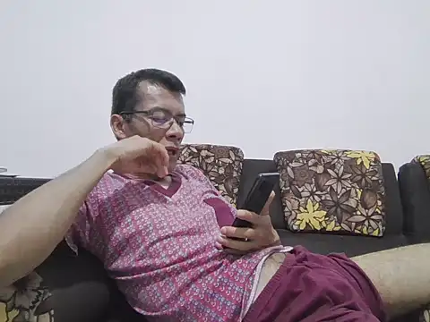 skinnylatino51 online show from 12.02.25