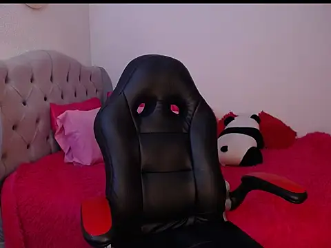 Snapshot of warisg__ chatting on 03.10.26 warisg online show from 03.10.26