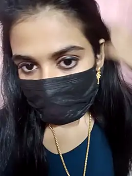 Snapshot of umairahaasan_1 chatting on 09.23.25 umairahaasan 1 online show from 09.23.25