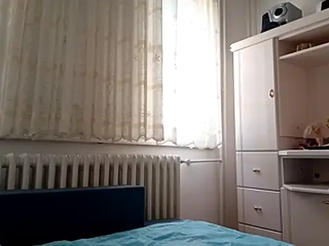 milf44milf online show from 12.16.25