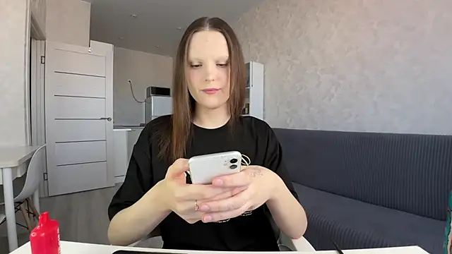 Snapshot of vertul1ana chatting on 07.13.26 vertul1ana online show from 07.13.26