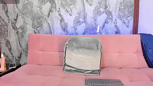 Snapshot of MiiaaCollinss chatting on 09.11.25 MiiaaCollinss online show from 09.11.25