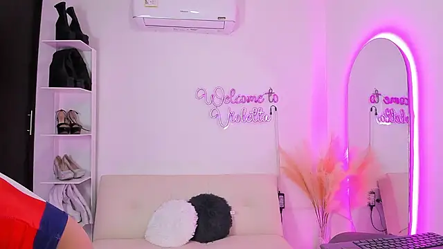 violetta pretty online show from 02.01.26