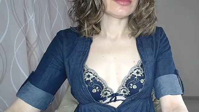 Snapshot of miss__Sophie chatting on 06.06.26 miss Sophie online show from 06.06.26