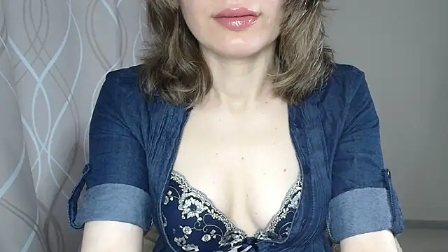 miss  Sophie online show from 07.07.26