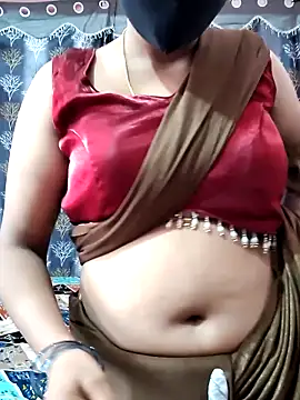 Snapshot of Lalitha-1995 chatting on 05.20.26 Lalitha-1995 online show from 05.20.26