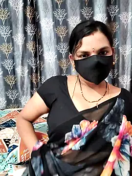 Snapshot of Lalitha-1995 chatting on 05.23.26 Lalitha-1995 online show from 05.23.26