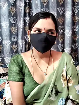 Snapshot of Lalitha-1995 chatting on 05.28.26 Lalitha-1995 online show from 05.28.26