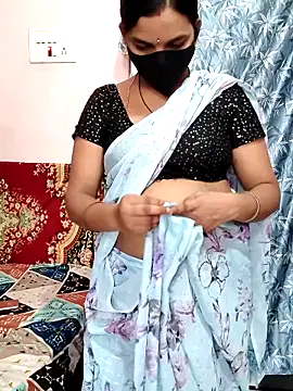Snapshot of Lalitha-1995 chatting on 06.05.26 Lalitha-1995 online show from 06.05.26