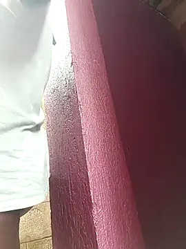 Snapshot of Angel_price chatting on 11.28.25 Angel price online show from 11.28.25