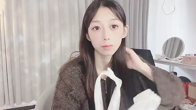 Snapshot of jiangjiang_caicai chatting on 11.07.25 jiangjiang caicai online show from 11.07.25