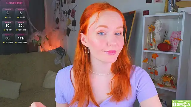 JoyceJones online show from 11.02.25