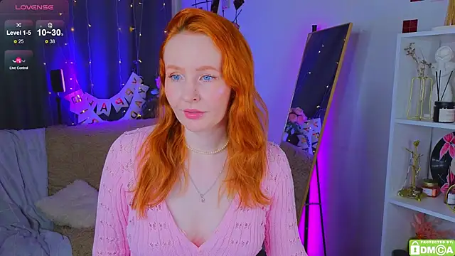 JoyceJones online show from 01.17.26
