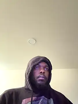 Snapshot of sneakdalink chatting on 11.26.25 sneakdalink online show from 11.26.25