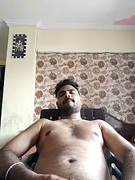 Snapshot of sashh chatting on 06.19.26 sashh online show from 06.19.26