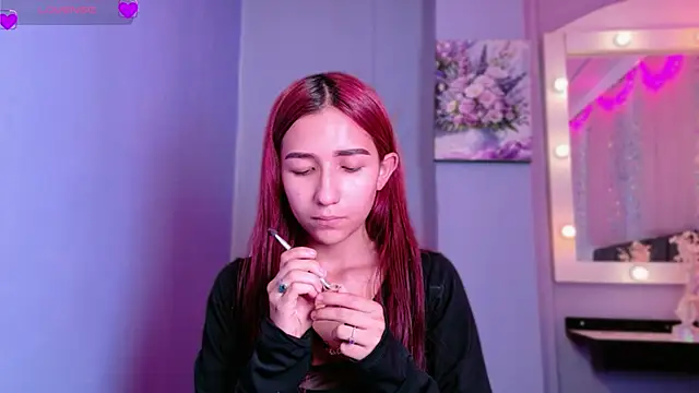 Snapshot of NataliaPrada_s chatting on 11.24.25 NataliaPrada s online show from 11.24.25