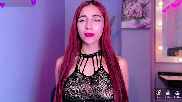 Snapshot of NataliaPrada_s chatting on 11.25.25 NataliaPrada s online show from 11.25.25