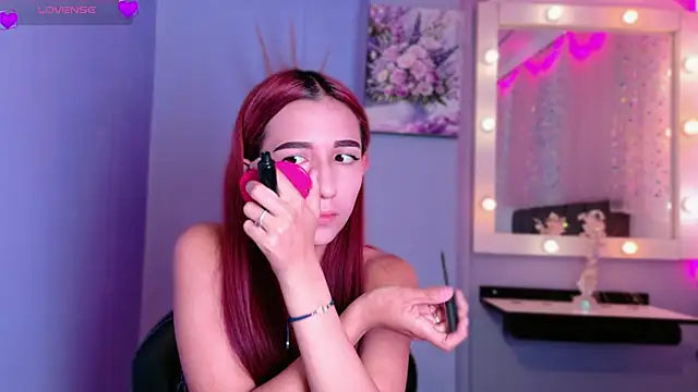 Snapshot of NataliaPrada_s chatting on 12.03.25 NataliaPrada s online show from 12.03.25