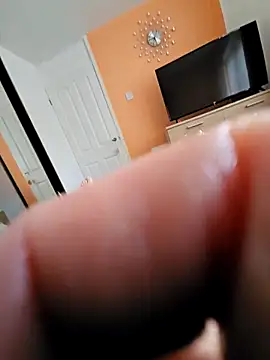 Snapshot of axxmwaa69 chatting on 09.29.25 axxmwaa69 online show from 09.29.25