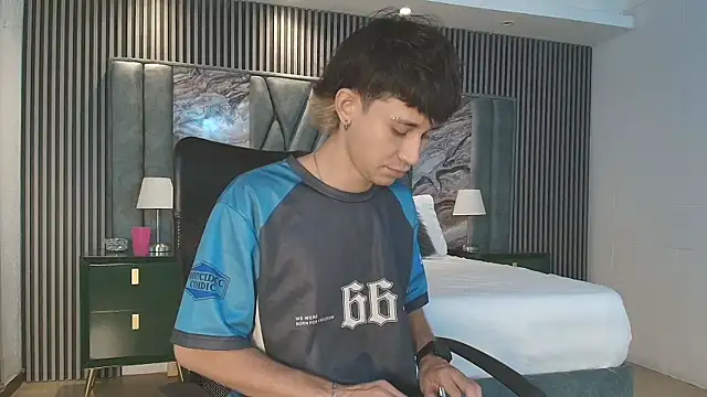 Michael blue online show from 01.10.26