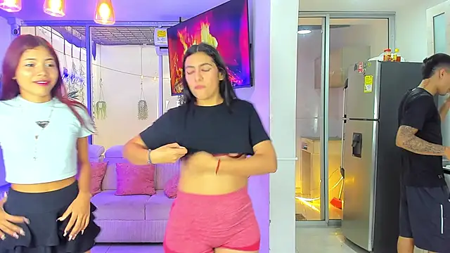 Snapshot of stangirls_ chatting on 03.14.26 stangirls online show from 03.14.26