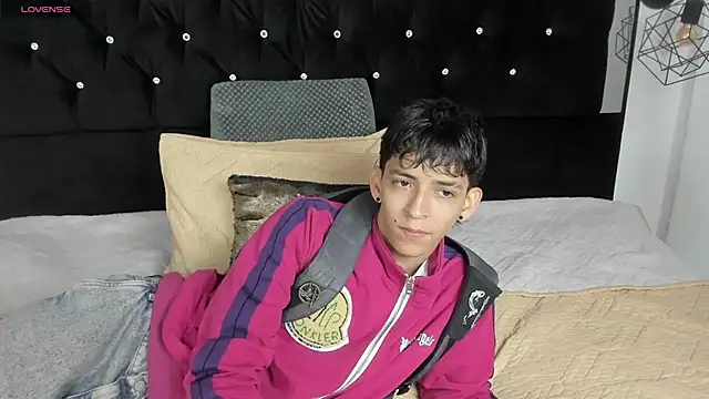 Sebas cat online show from 05.04.26