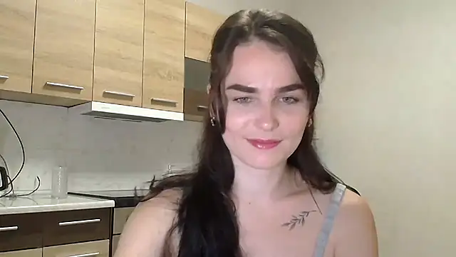 Snapshot of Silviaa_a chatting on 09.11.25 Silviaa a online show from 09.11.25
